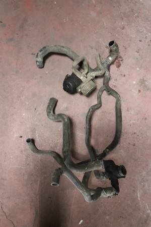 FORD CUSTOM 300 L 125 PS ÇIKMA PARÇA  DEVRDAİM BORULARI